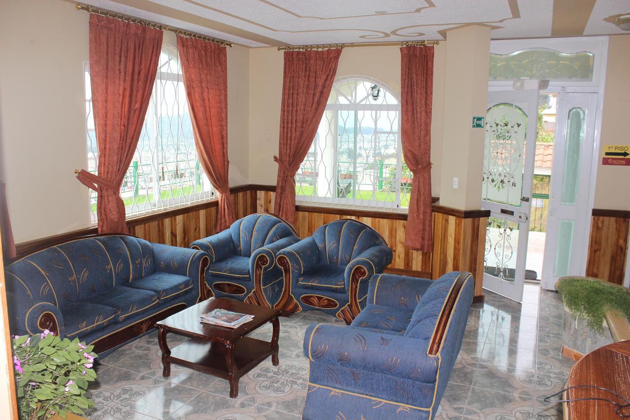 Hostal Mirador De Отавало Екстериор снимка